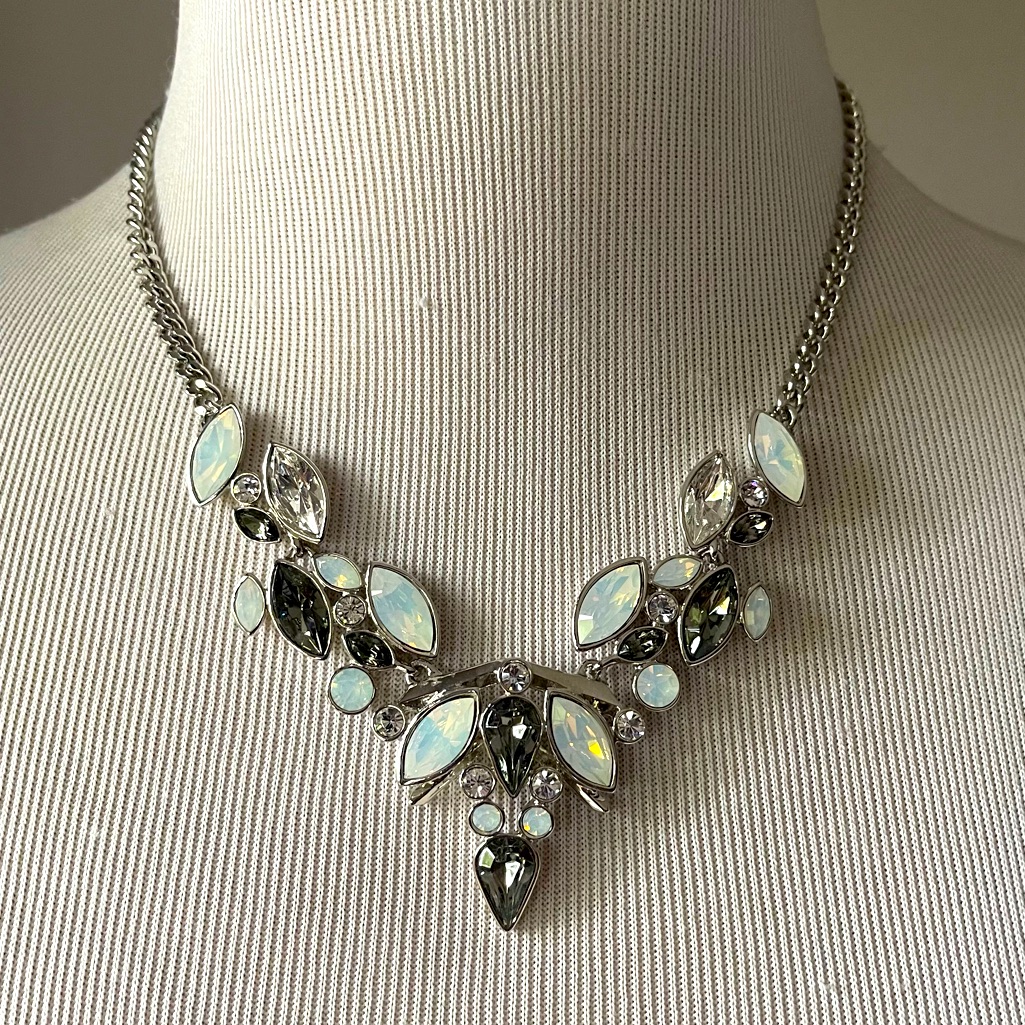 Givenchy Opal Frontal Necklace 25$
